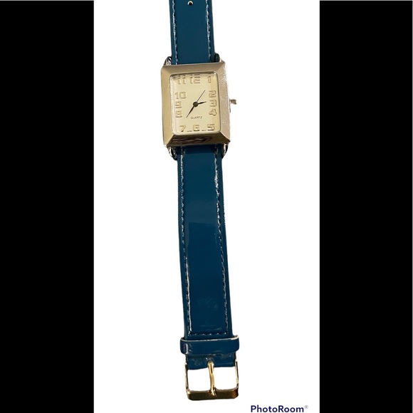 New Silver & Teal Watch with New Battery - Picture 2 of 3